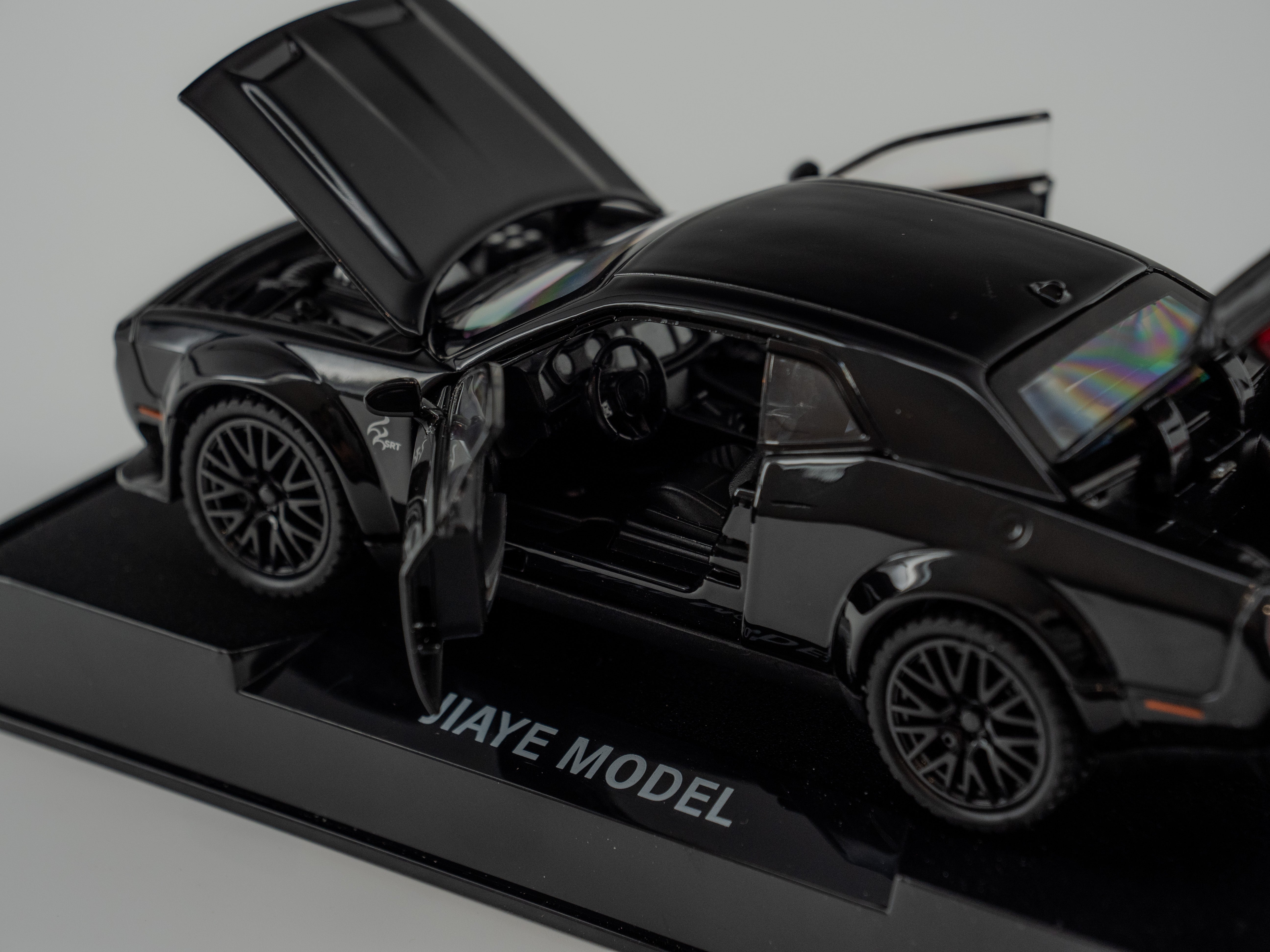1:32 Dodge Challenger Hellcat Toy Car BLACK