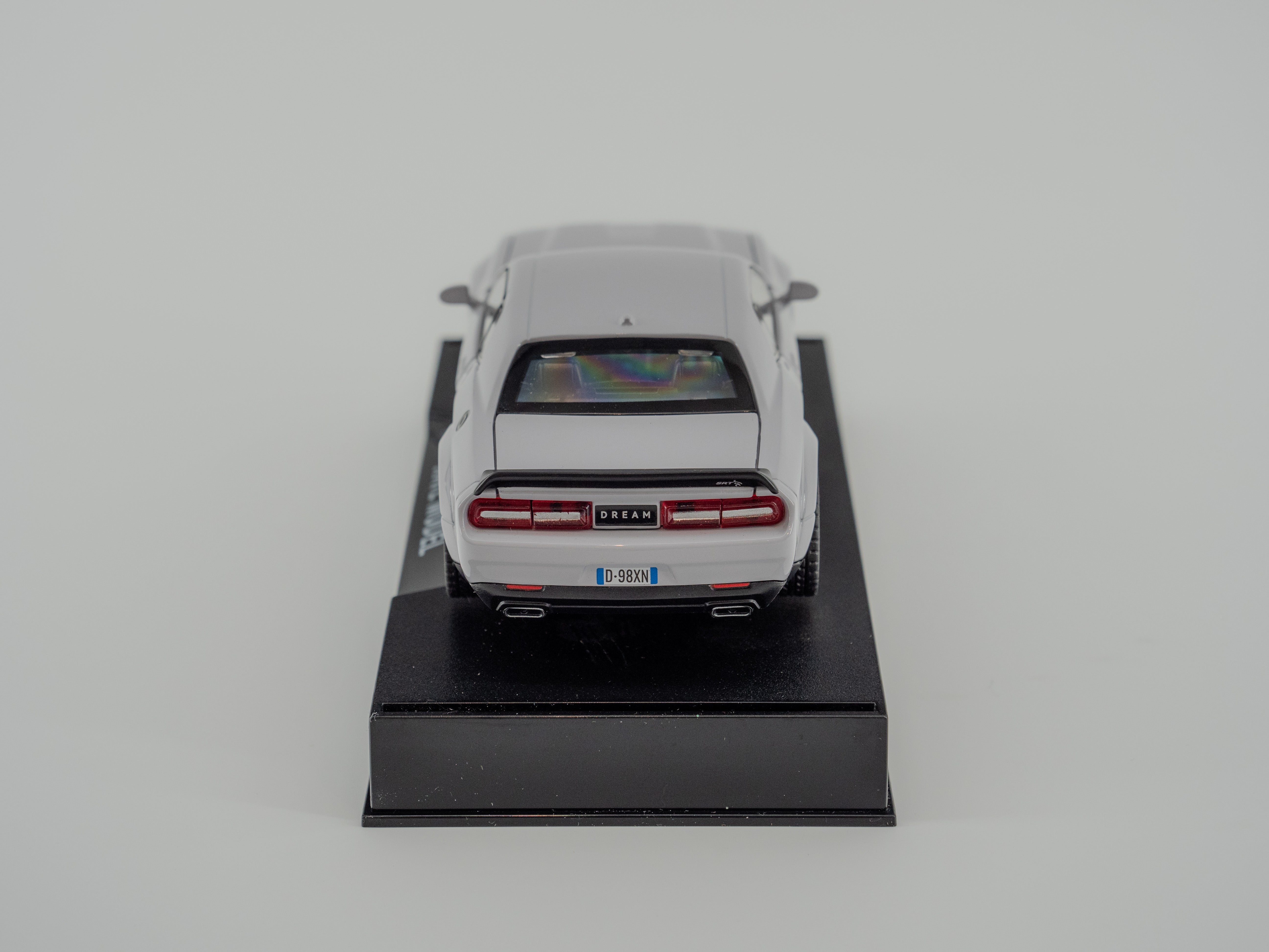 1:32 Dodge Challenger Hellcat Toy Car GREY