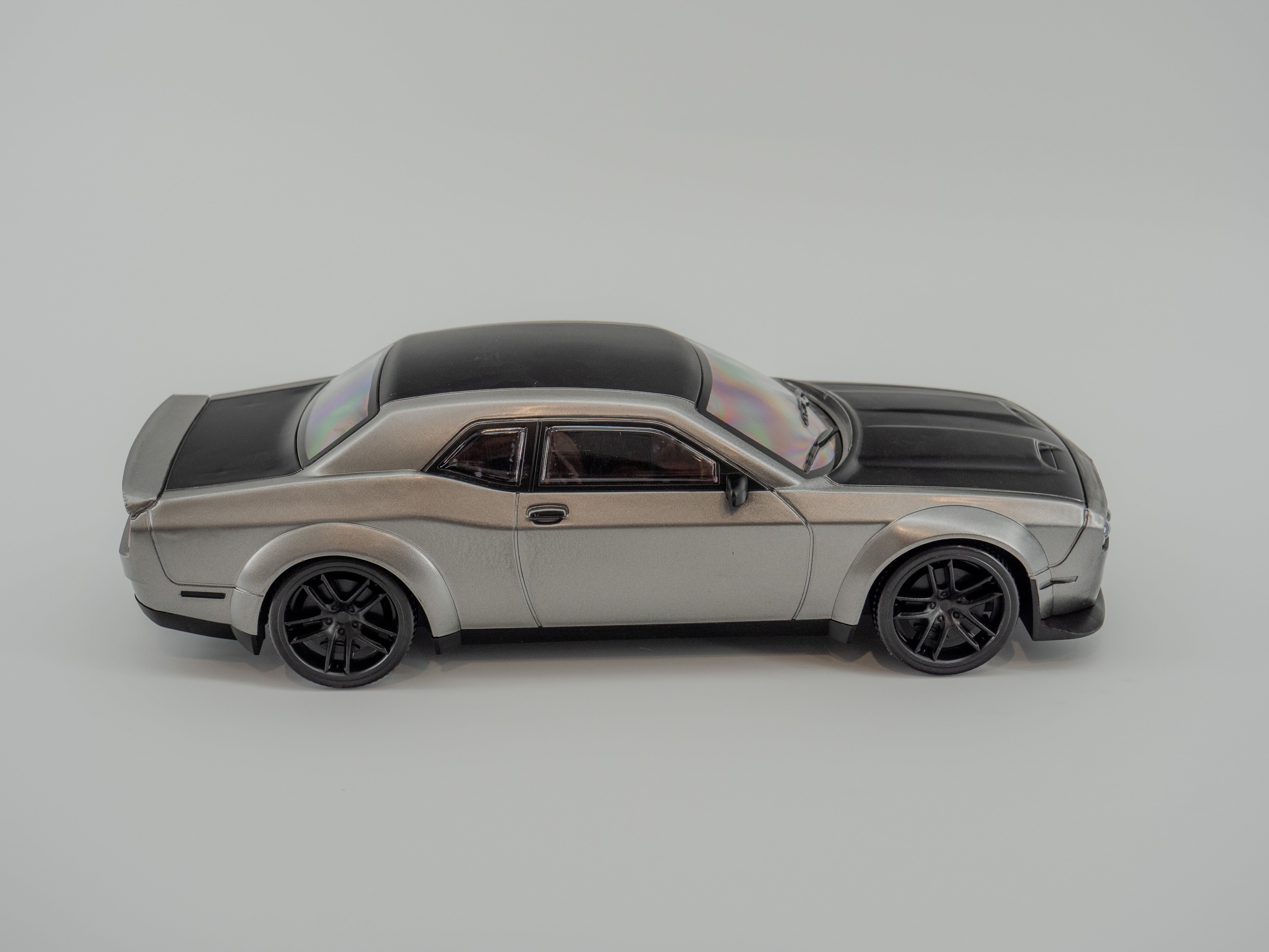 LARGE MODEL CAR GREY