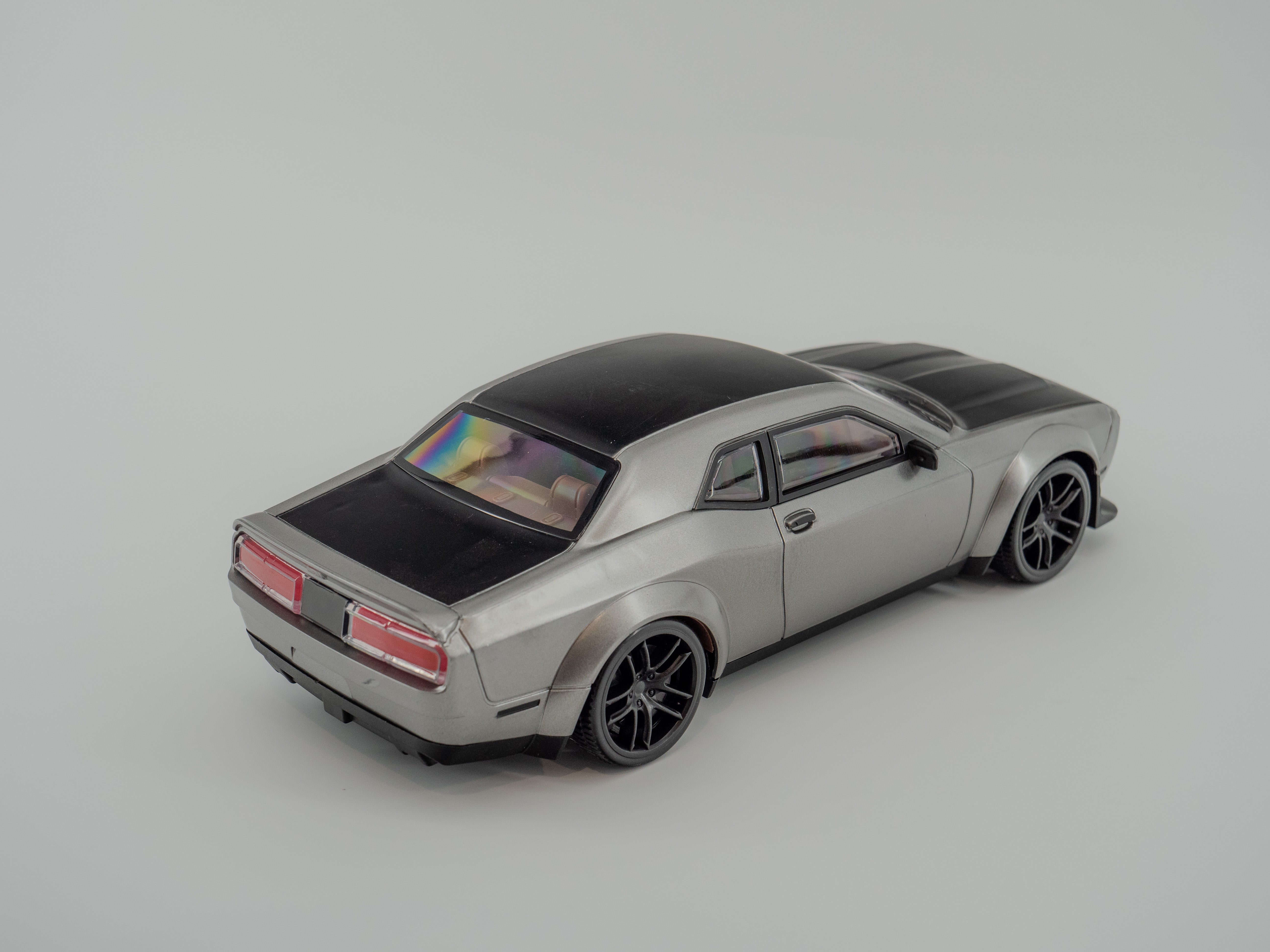 LARGE MODEL CAR GREY