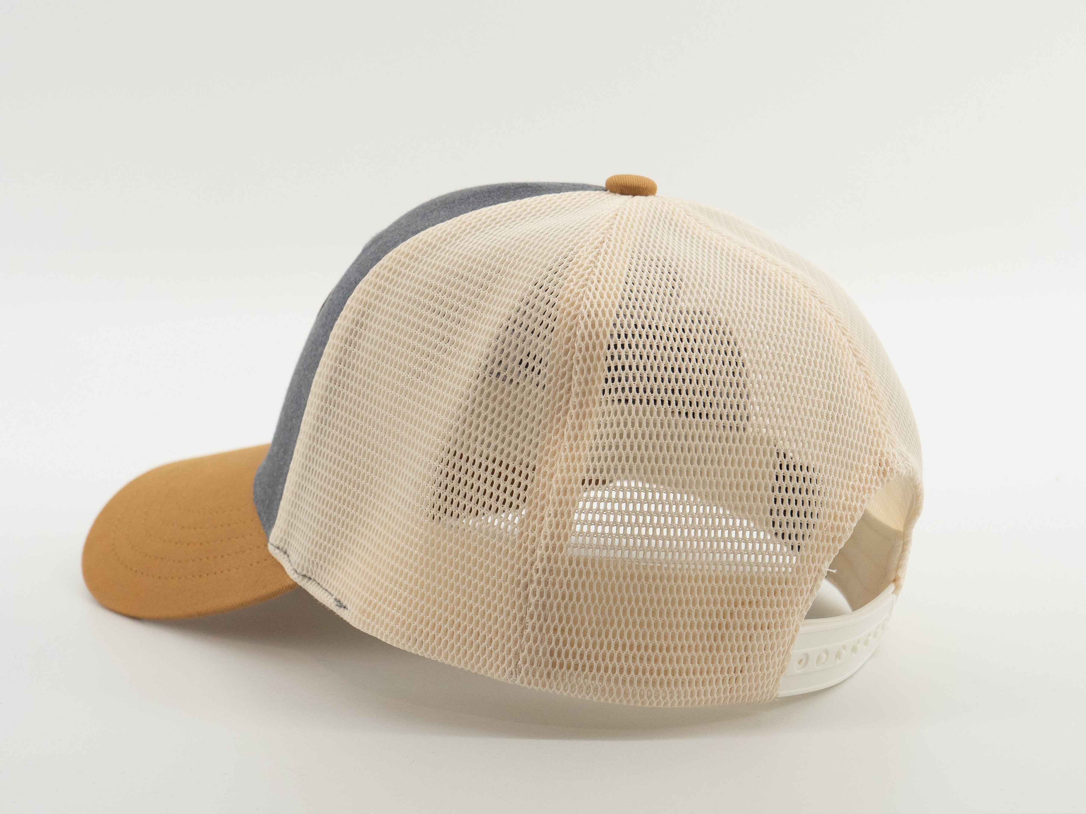 HAT TRUCKER
