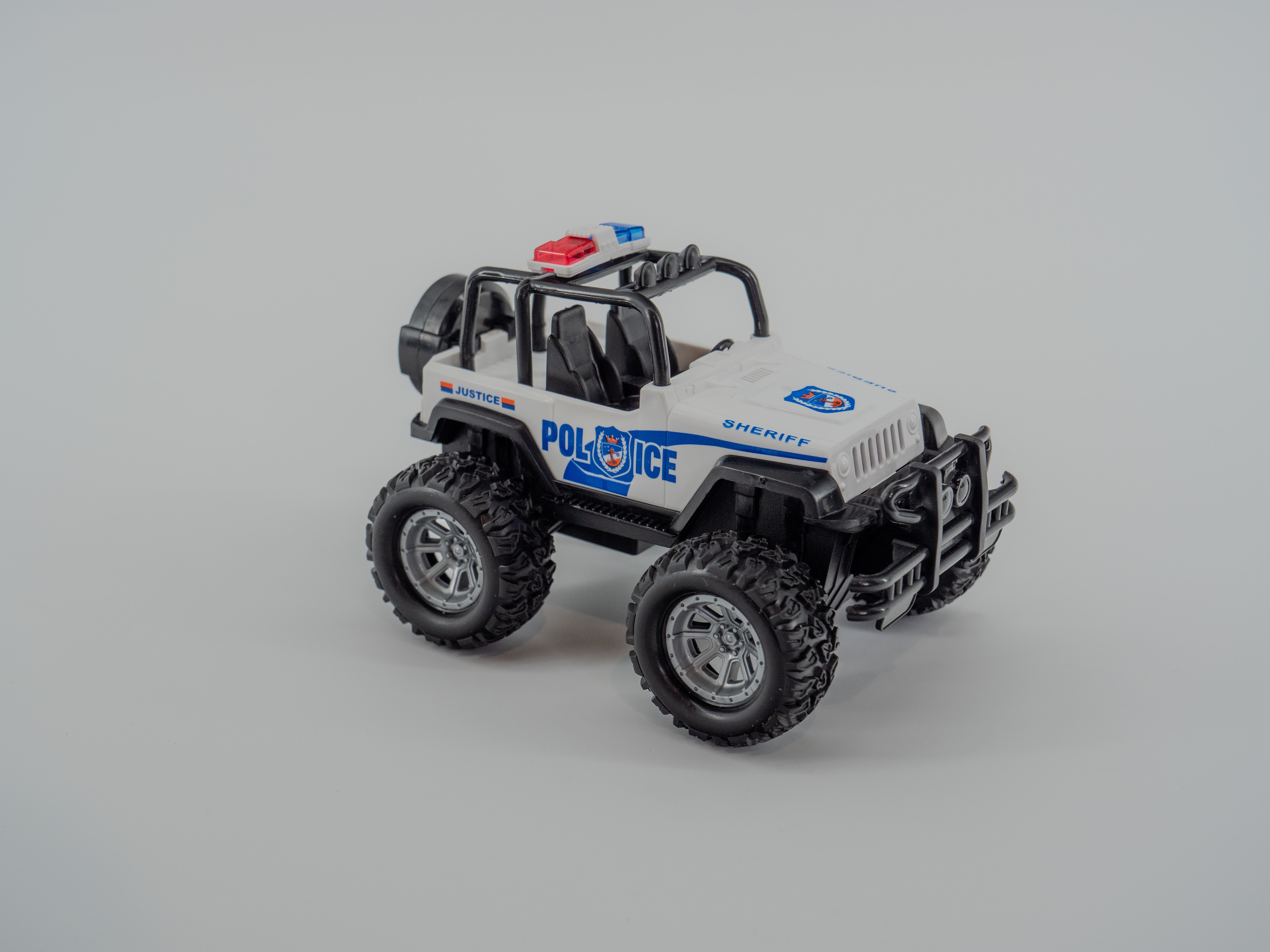 POLICE 4 WHEEL TOY