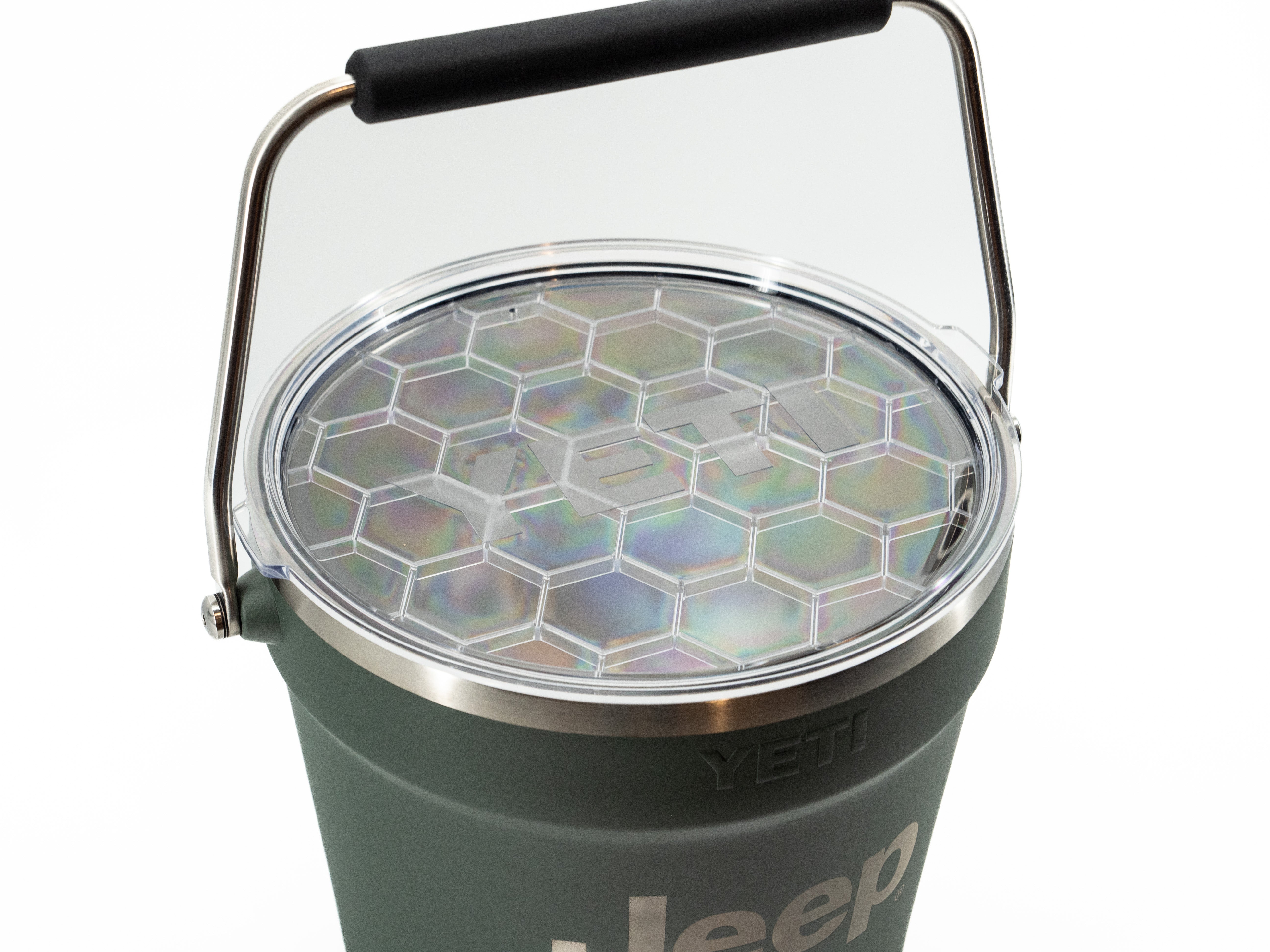 YETI RAMBLER BUCKET