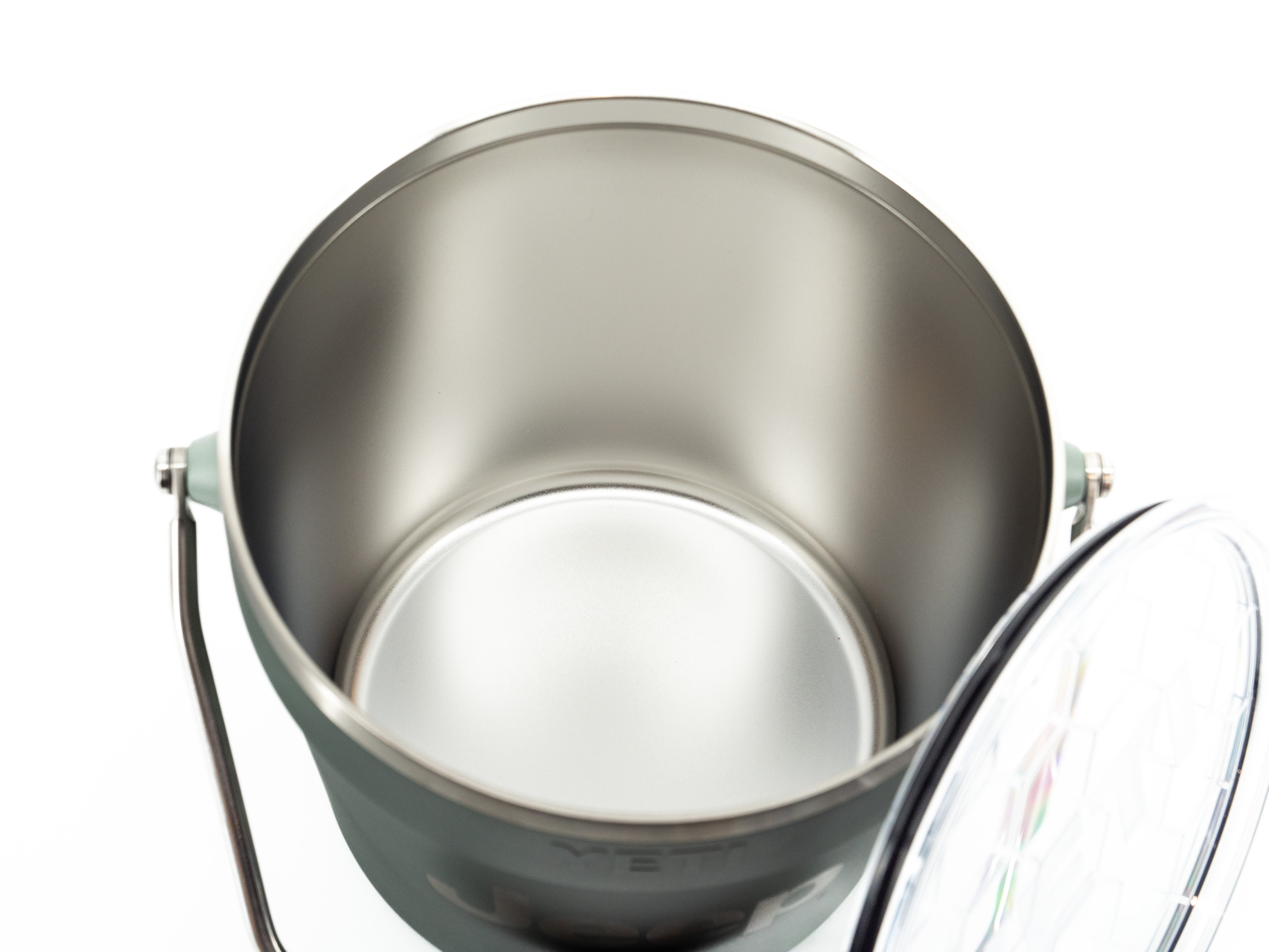 YETI RAMBLER BUCKET